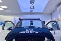 Mercedes V250 đến N AutoSpa để trang bị phim cách nhiệt Huper Optik gói cao cấp nhất Black Rhino.