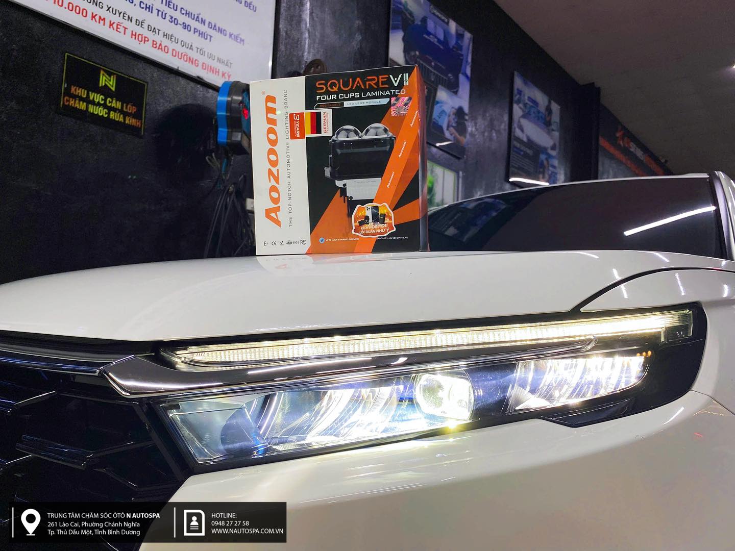 Nâng cấp ánh sáng cho Honda CRV bằng đèn Bi LED Square V2 AoZoom